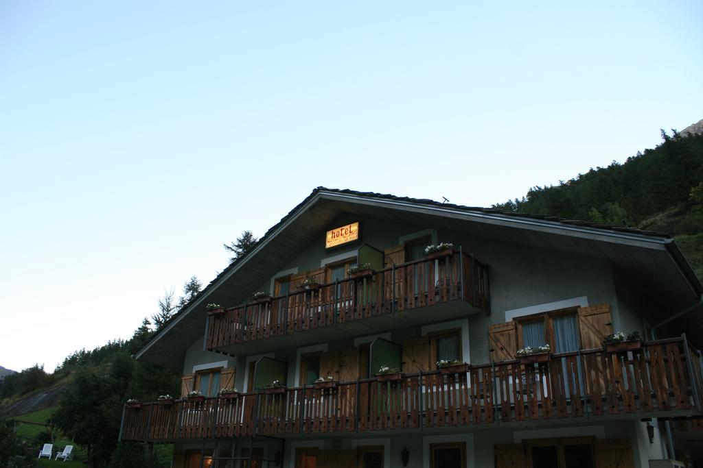 Maison Des Myrtilles Hotel Valgrisenche Exterior photo